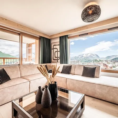 Tineo - By Emerald Apartment